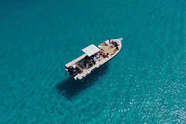Full Day Tour Egadi Favignana and Levanzo with Lunch and Aperitif