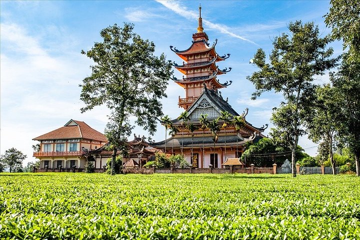 Pleiku 3-Day Tour Shared 4WD Transportation in Gia Lai Province