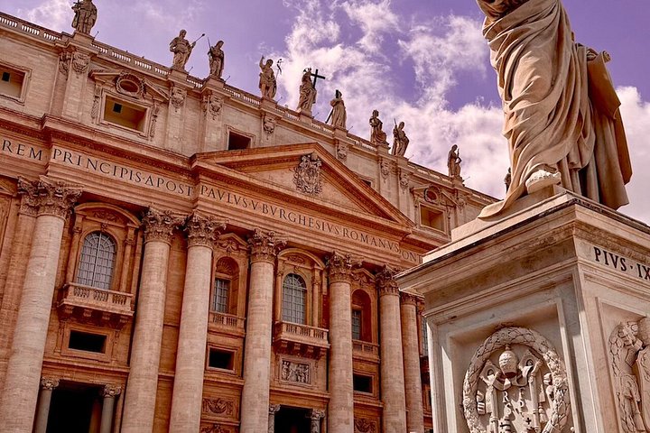 St.Peter’s Basilica, Papal tomb, Grottoes tour & Dome access